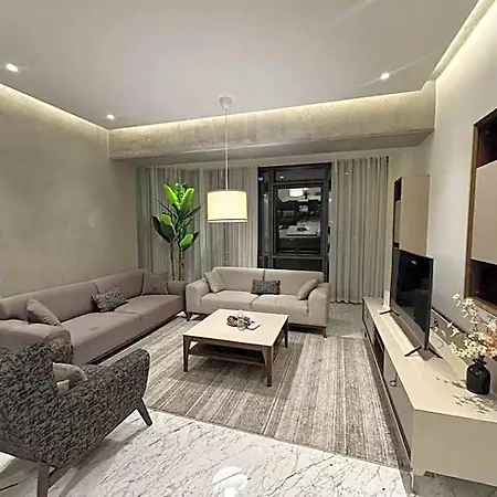Enjoy Luxury Family *