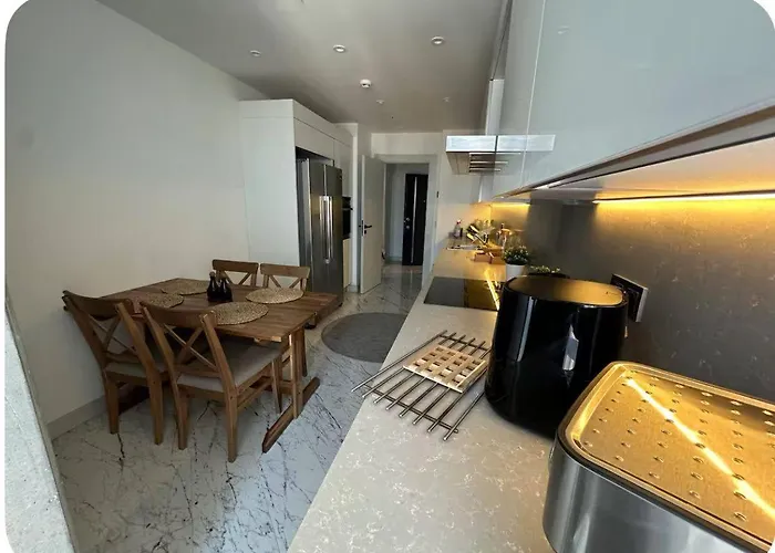 Enjoy Luxury Family דירה